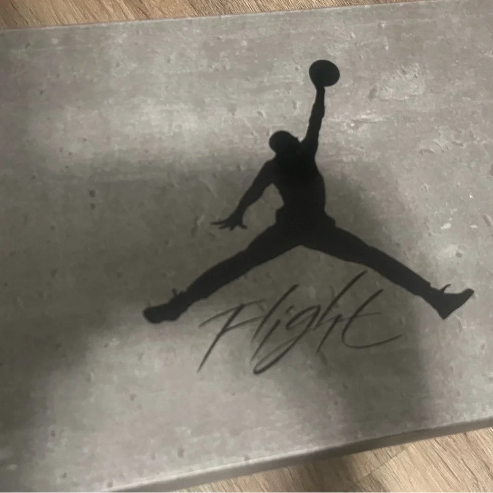 Jordan Cave Stone 4’s